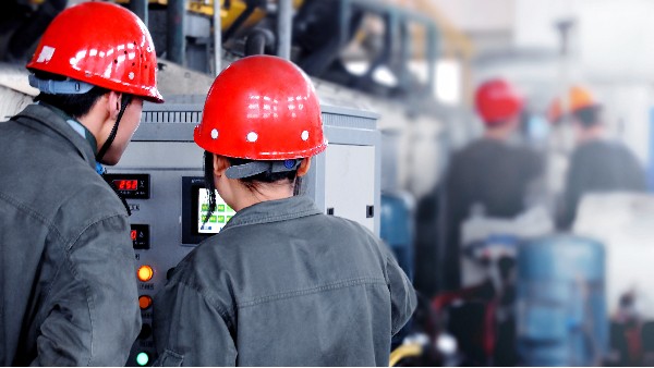 制造業轉型利器：ERP管理軟件如何破解多工廠協同生產難題？